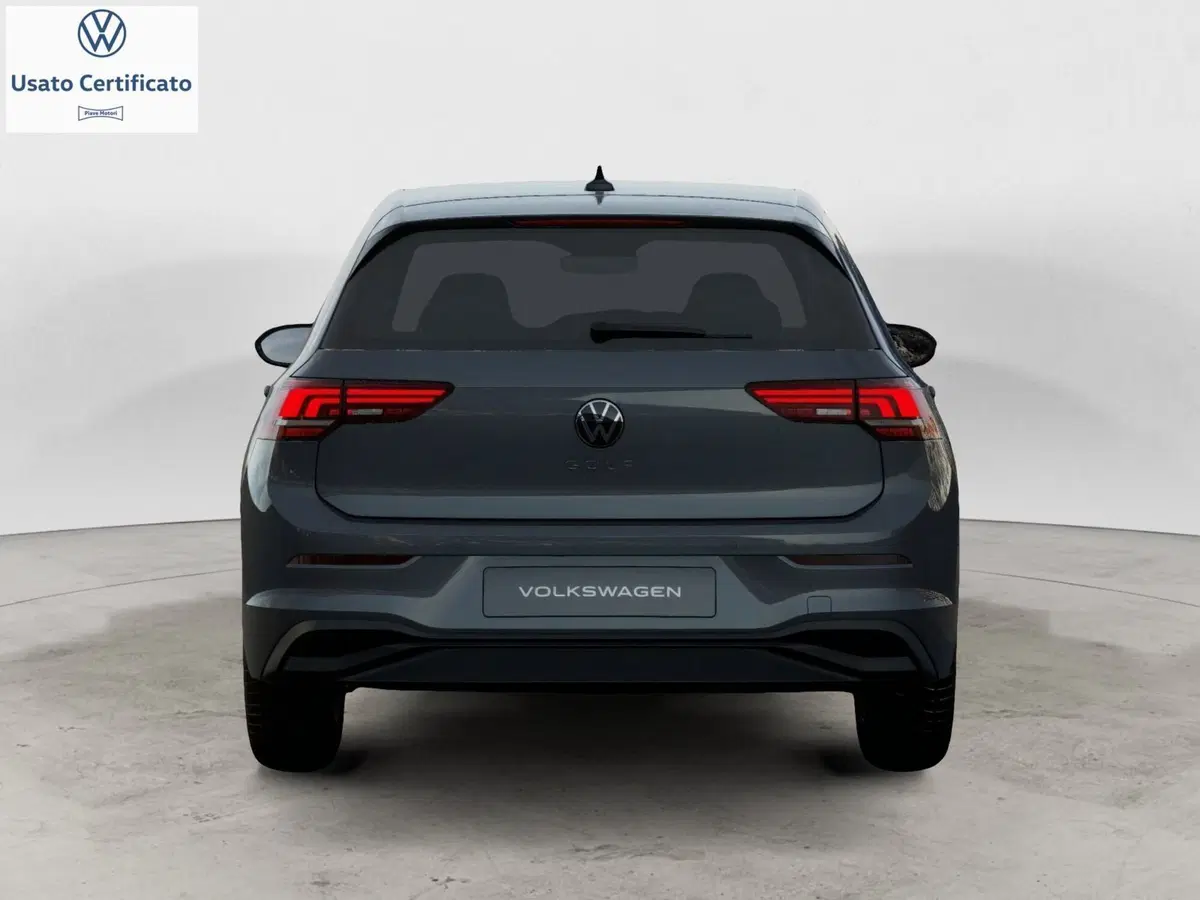 Volkswagen Golf nuova a Genova (4)