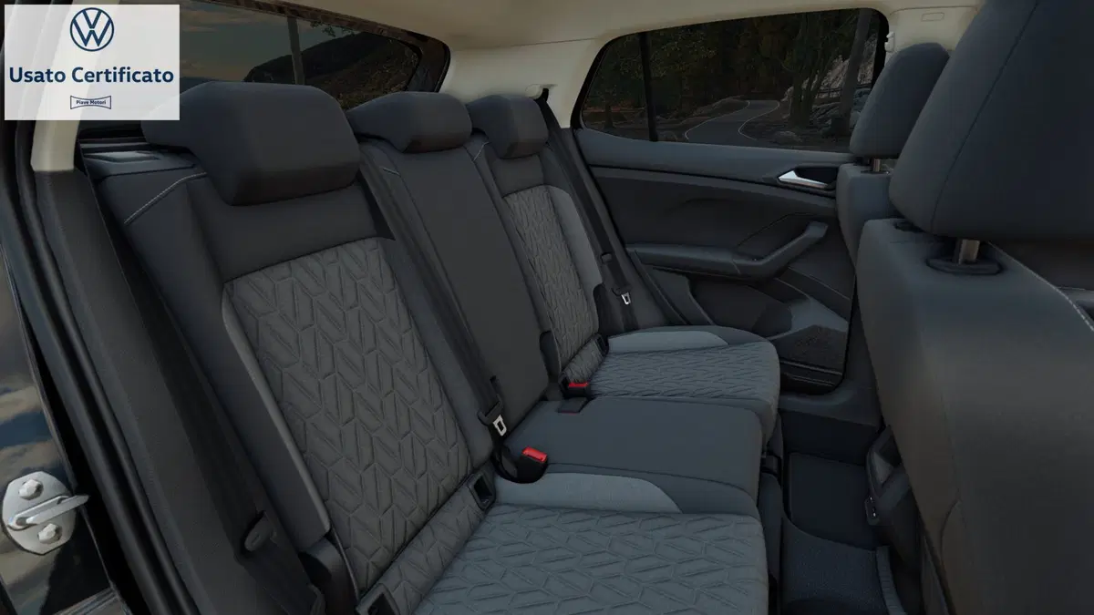 Volkswagen T-Cross nuova a Genova (12)