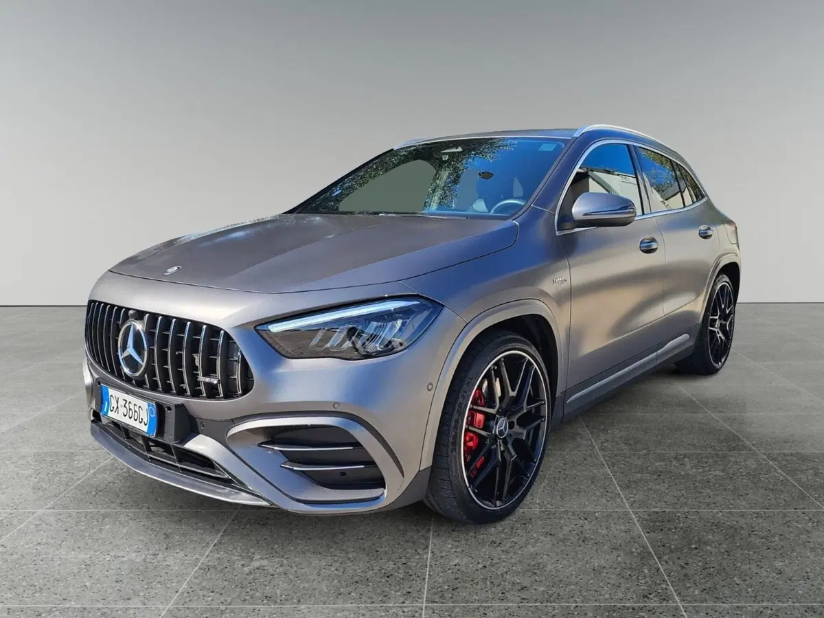 Mercedes-Benz GLA SUV usata a Bari