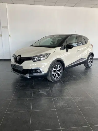 Renault Captur dCi 8V 110 CV Start&amp;Stop Energy Bose del 2018 usata a San Severo
