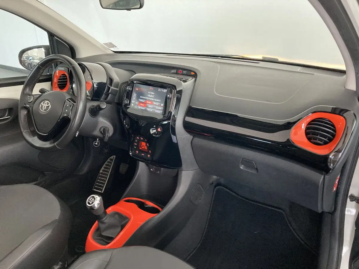 Toyota Aygo usata a Foggia (11)