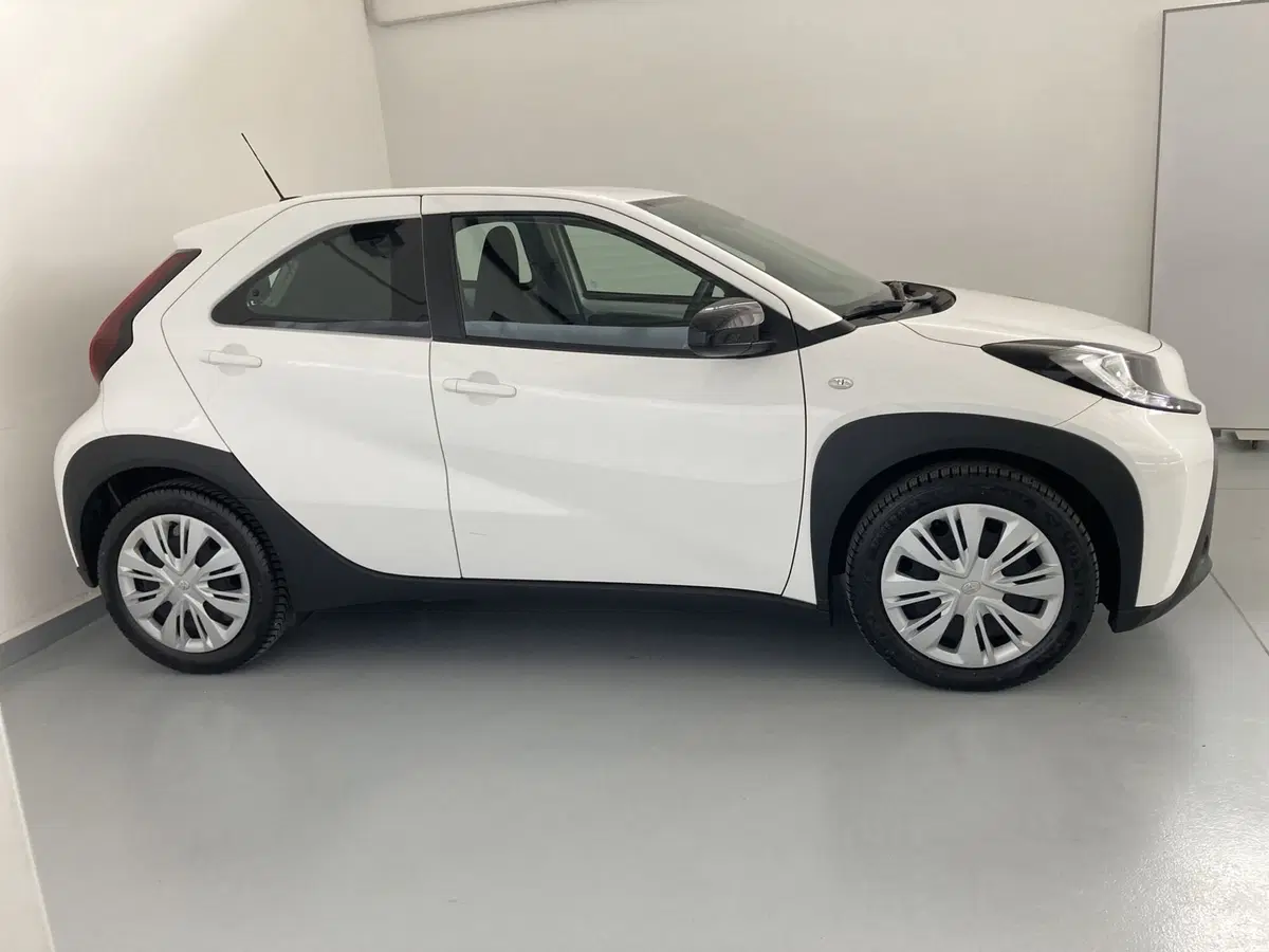 Toyota Aygo X usata a Foggia (5)