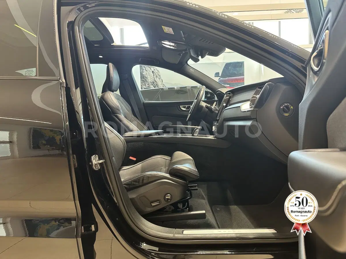 Volvo XC60 usata a Forlì-Cesena (10)