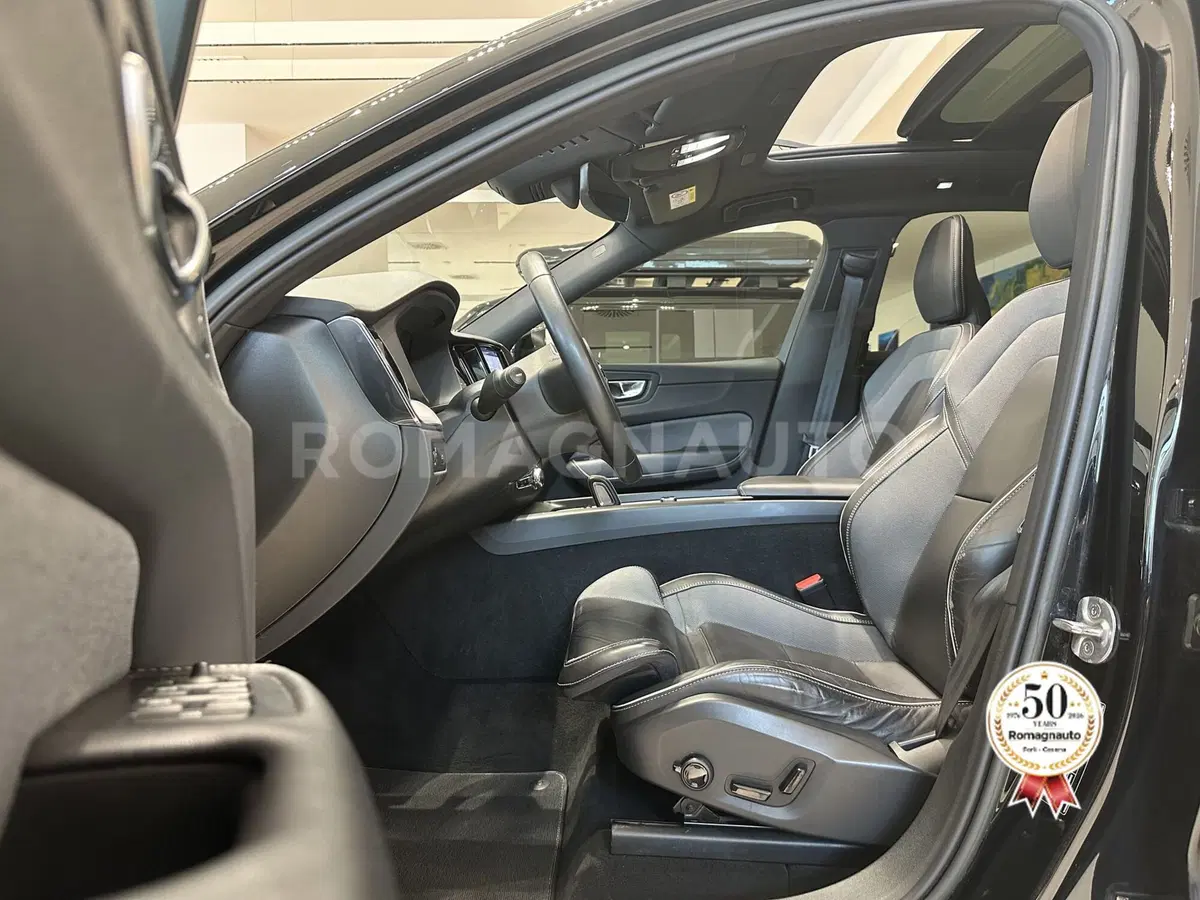 Volvo XC60 usata a Forlì-Cesena (14)