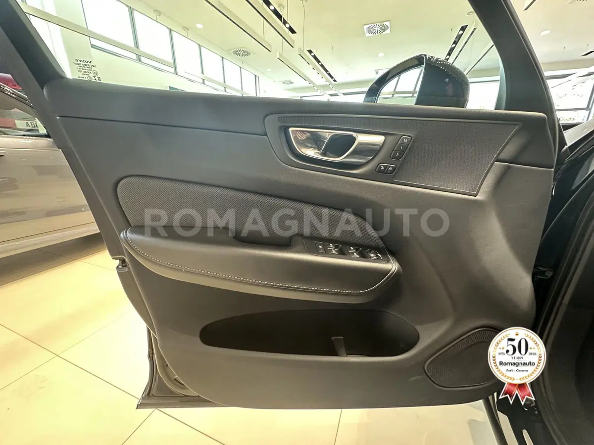 Volvo XC60 usata a Forlì-Cesena (15)