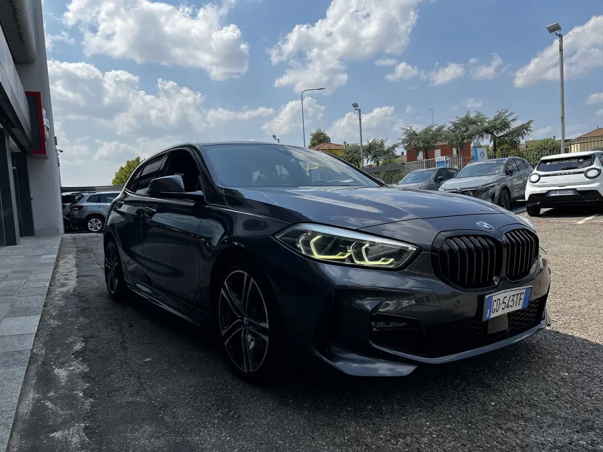 BMW Serie 1 5p. usata a Modena (2)