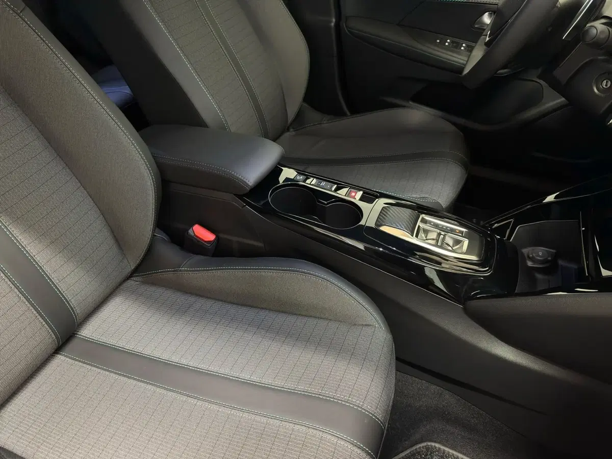 Peugeot 2008 usata a Novara (12)