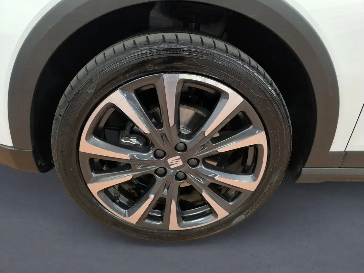 SEAT Arona usata a Udine (7)