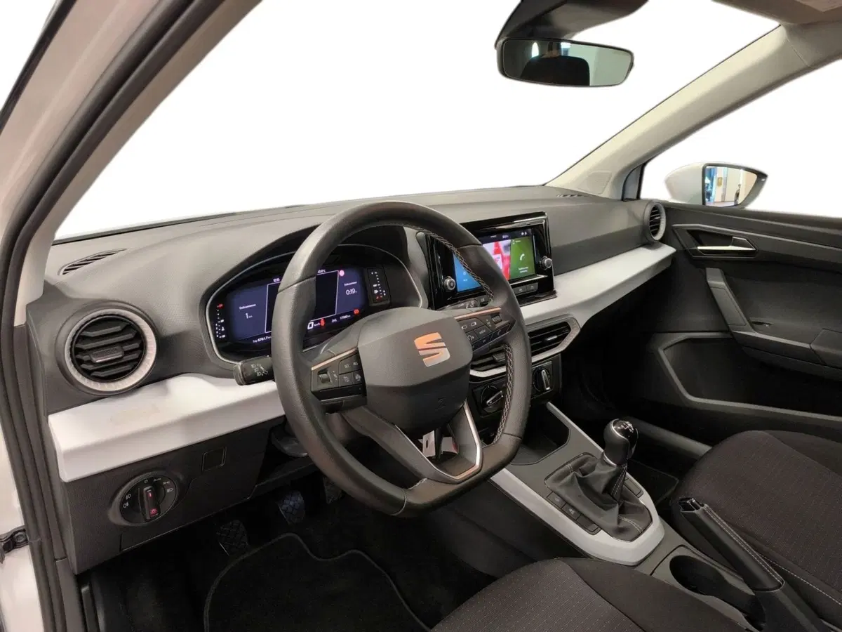 SEAT Arona usata a Udine (9)