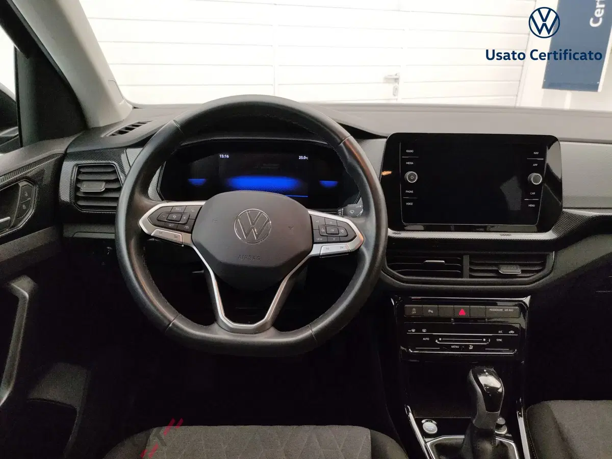 Volkswagen T-Cross usata a Varese (12)
