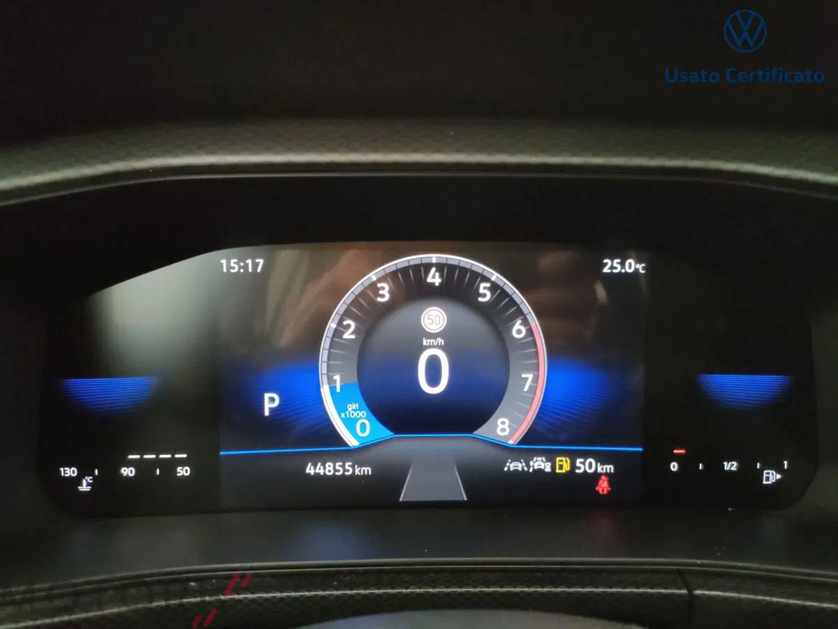 Volkswagen T-Cross usata a Varese (16)