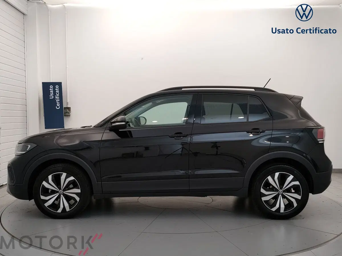 Volkswagen T-Cross usata a Varese (3)