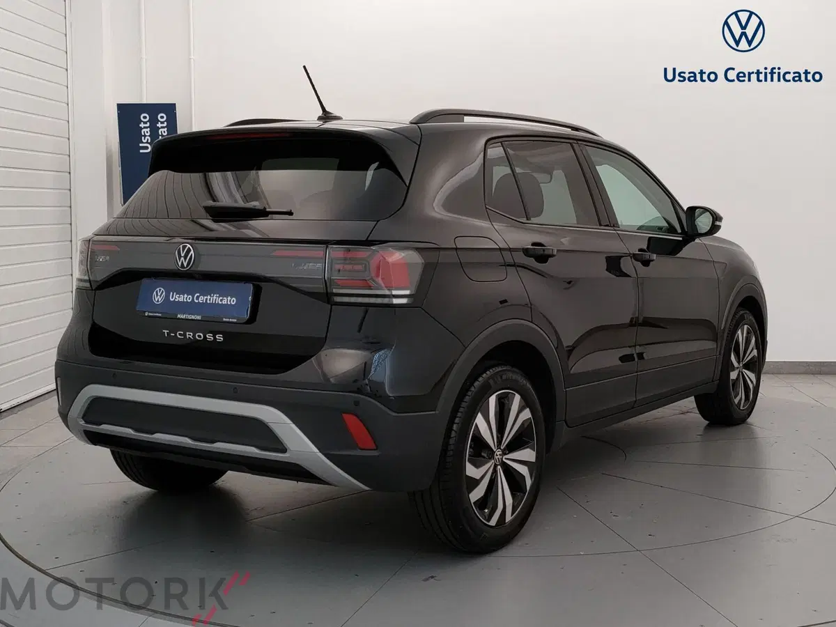 Volkswagen T-Cross usata a Varese (5)