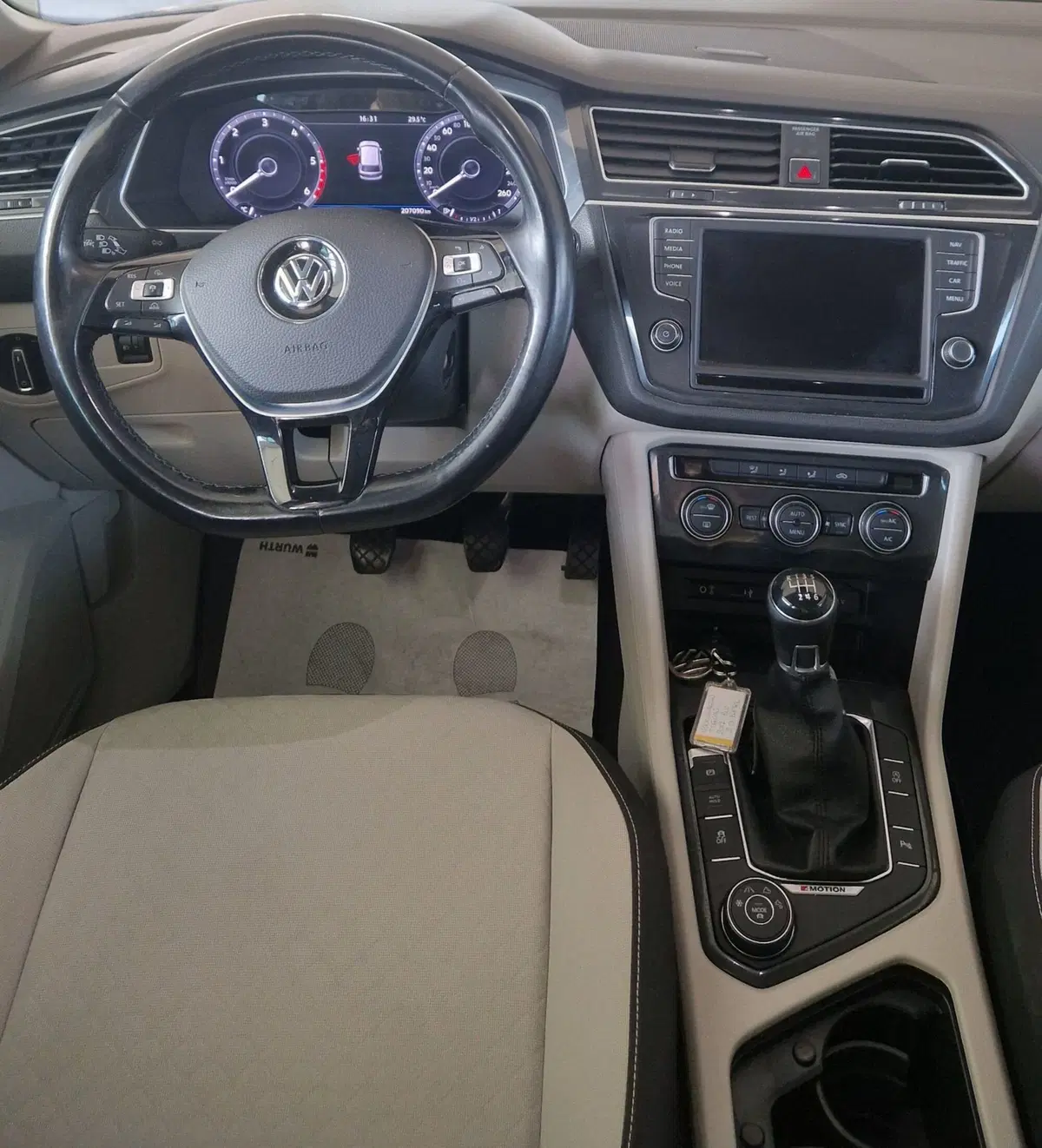 Volkswagen Tiguan usata a Terni (11)