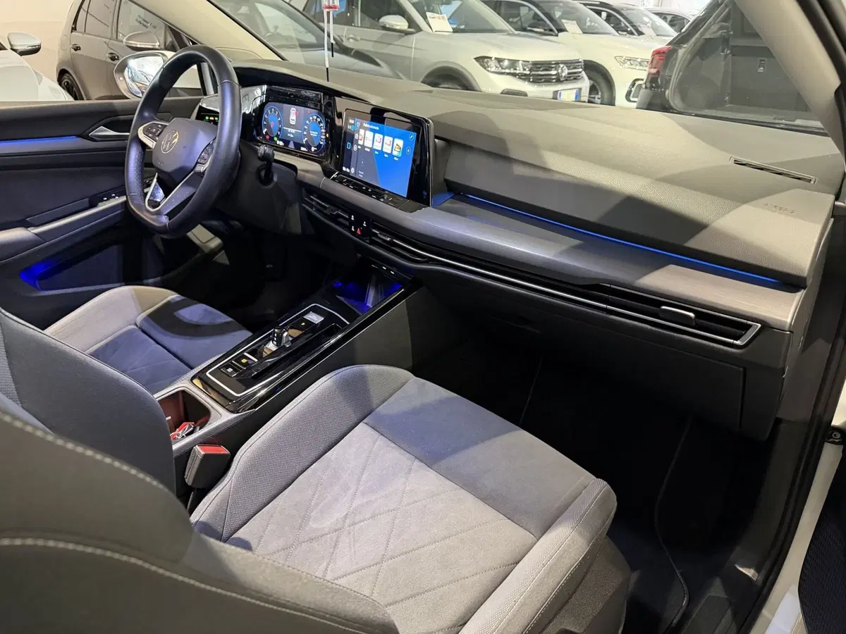 Volkswagen Golf usata a Genova (12)