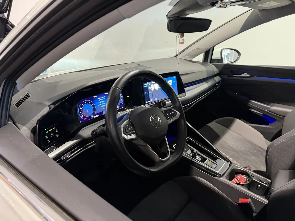 Volkswagen Golf usata a Genova (8)