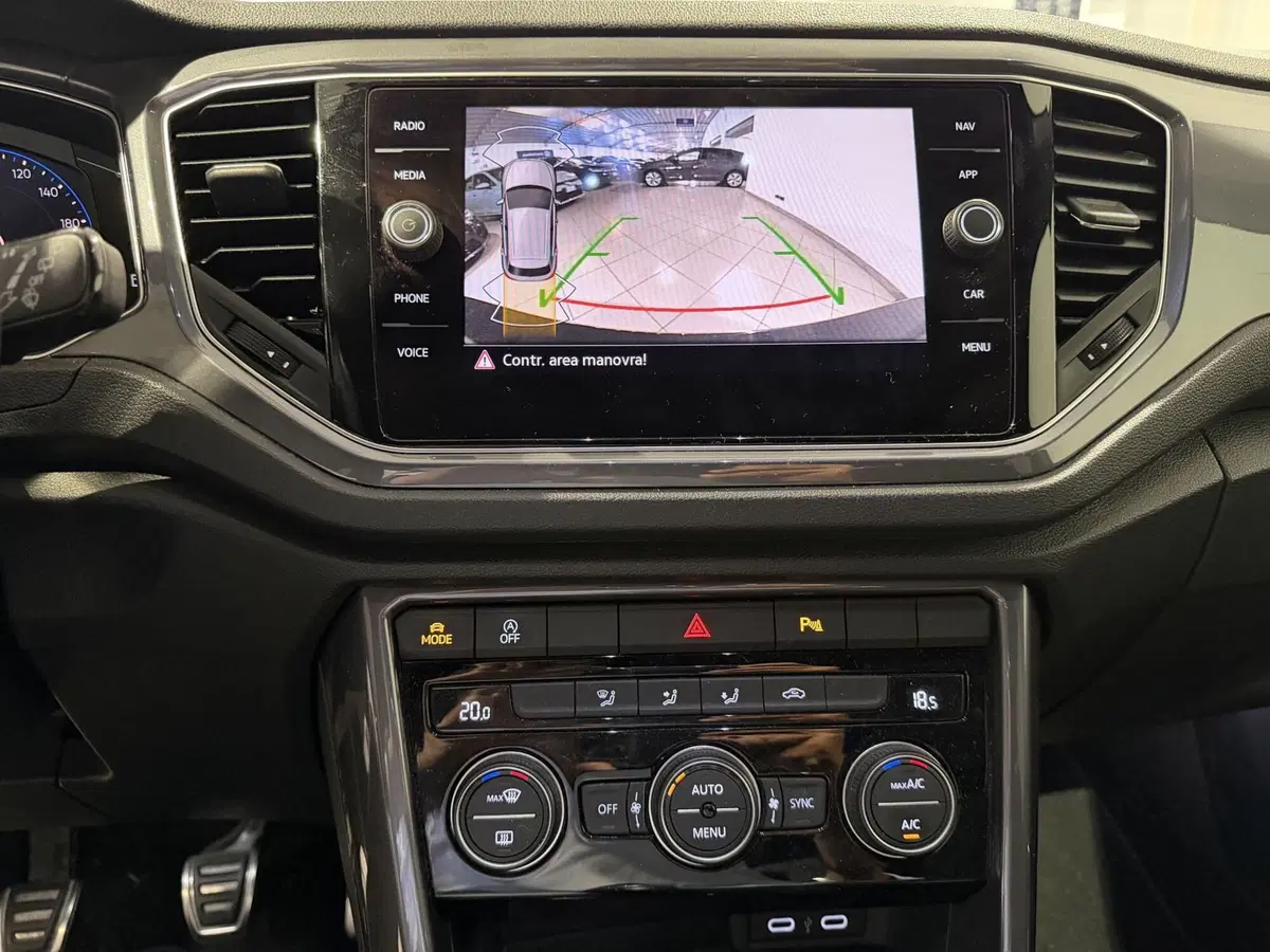 Volkswagen T-Roc usata a Genova (14)