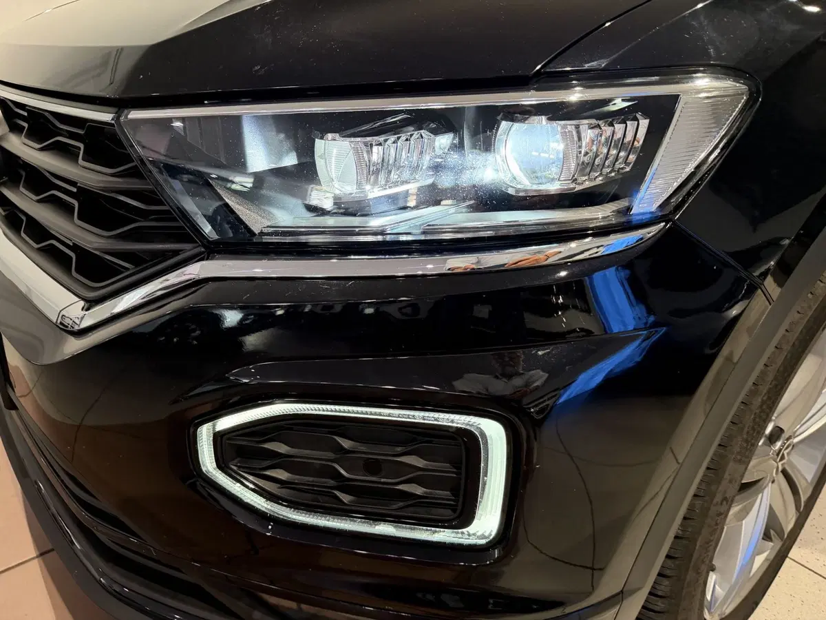 Volkswagen T-Roc usata a Genova (16)
