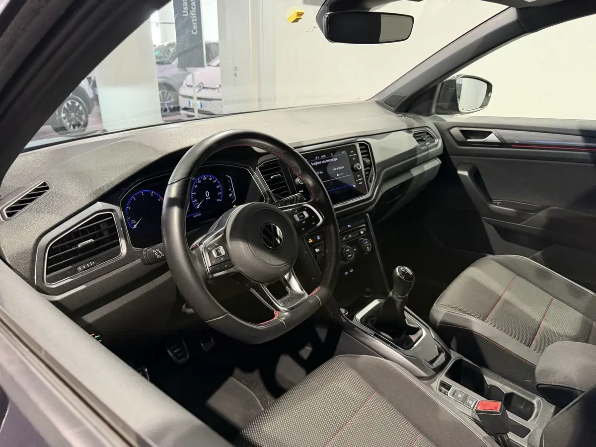 Volkswagen T-Roc usata a Genova (8)
