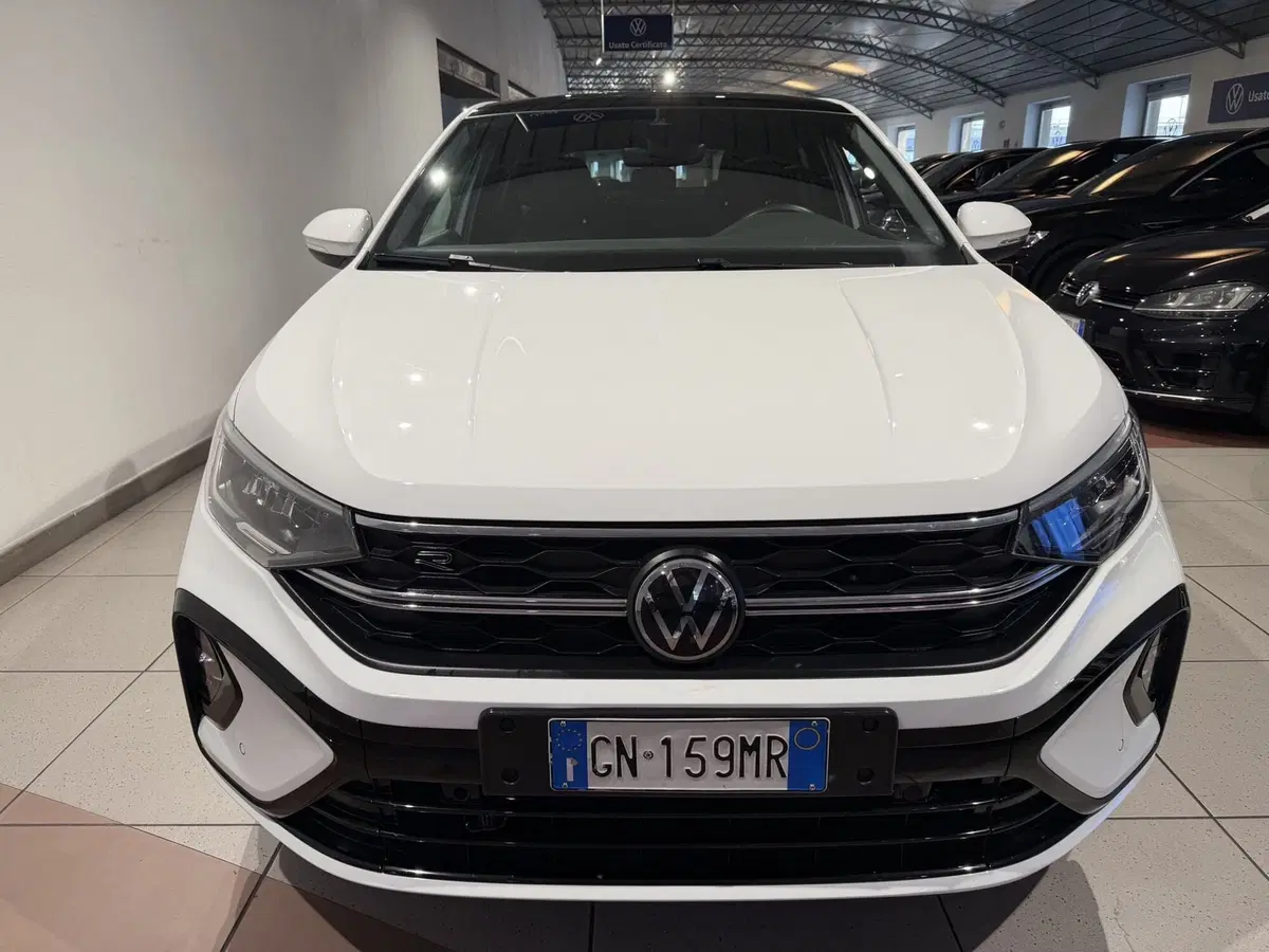 Volkswagen Taigo usata a Genova (7)