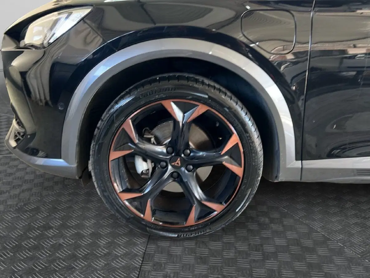 Cupra Formentor usata a Roma (9)
