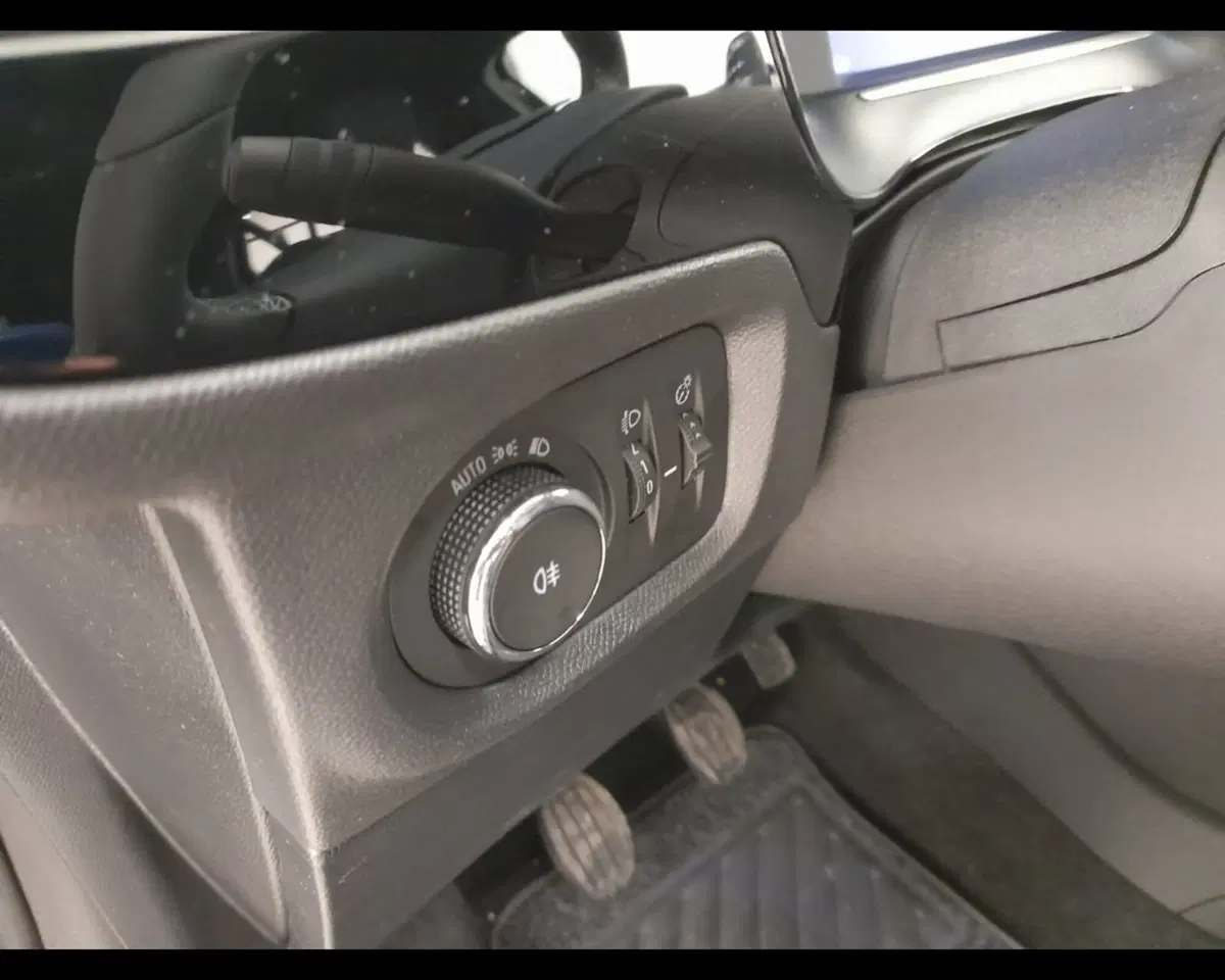Opel Corsa nuova a Alessandria (20)