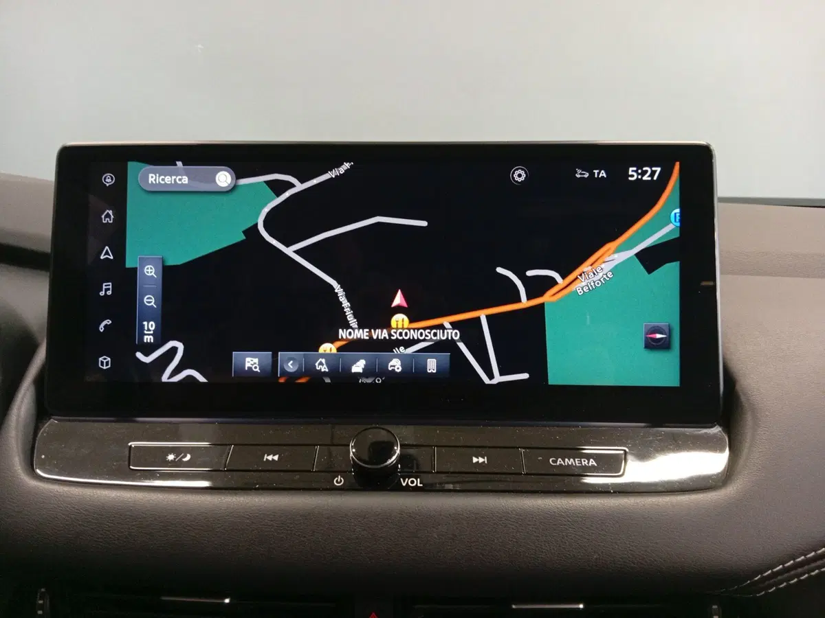 Nissan Qashqai usata a Varese (12)