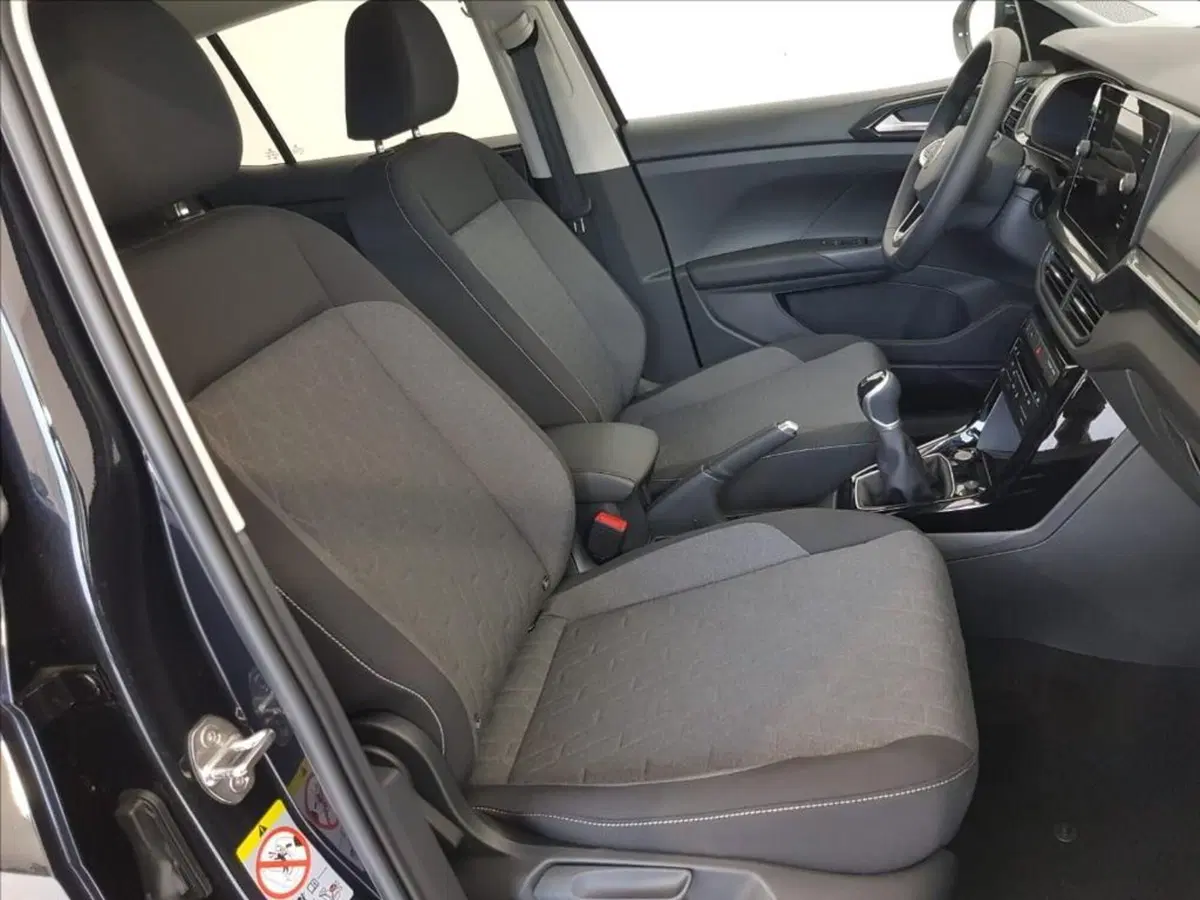 Volkswagen T-Cross nuova a Lucca (11)