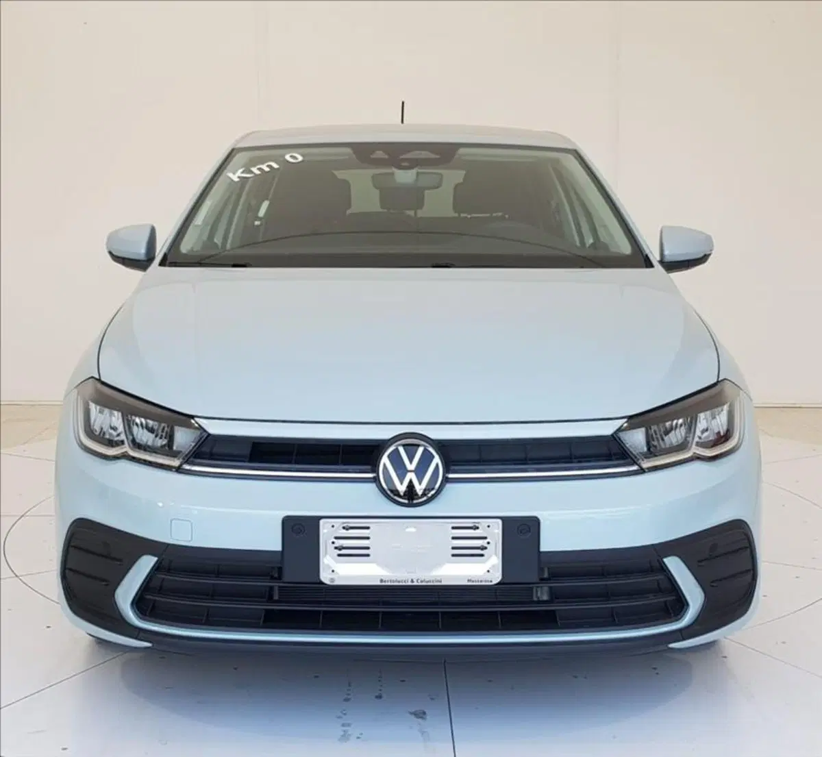 Volkswagen Polo nuova a Lucca (2)