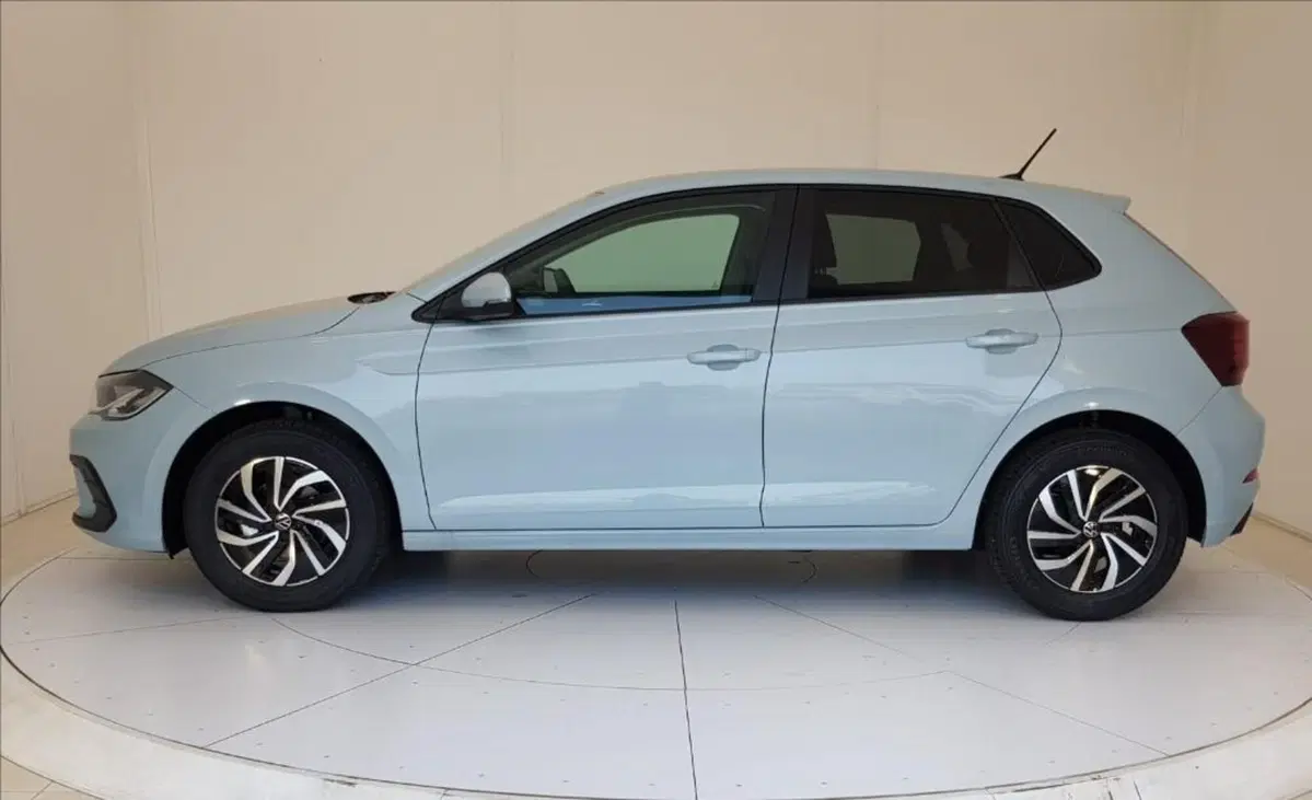 Volkswagen Polo nuova a Lucca (3)