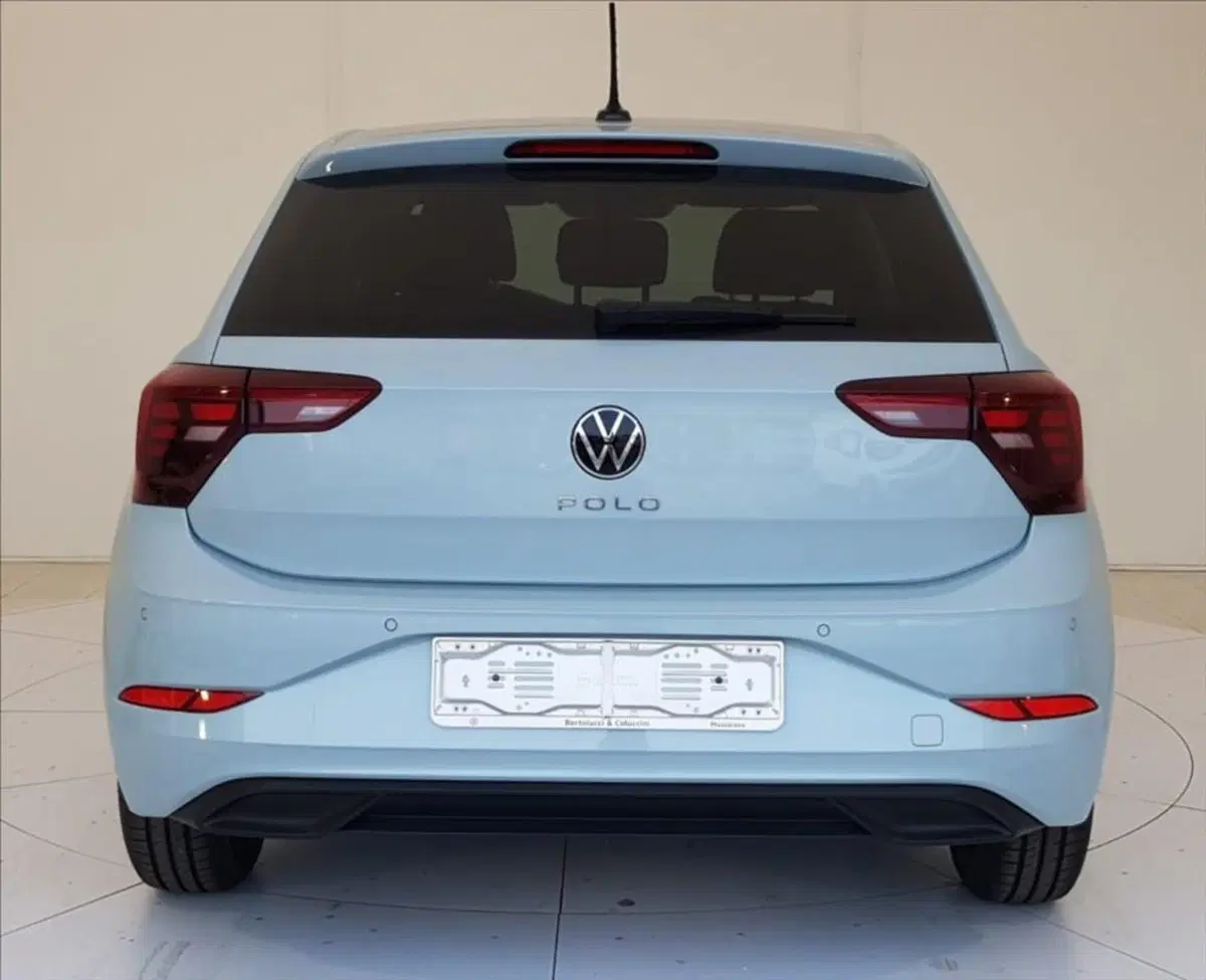 Volkswagen Polo nuova a Lucca (5)