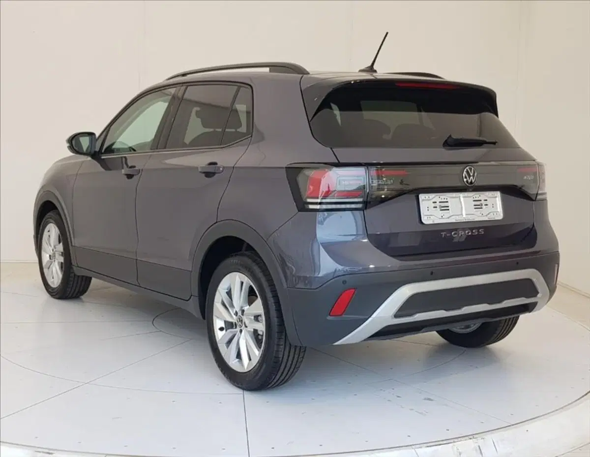 Volkswagen T-Cross nuova a Lucca (4)