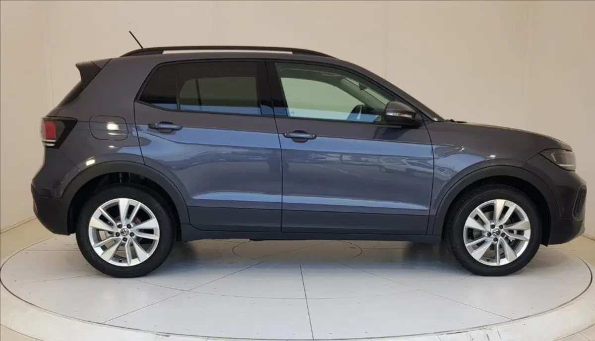 Volkswagen T-Cross nuova a Lucca (7)