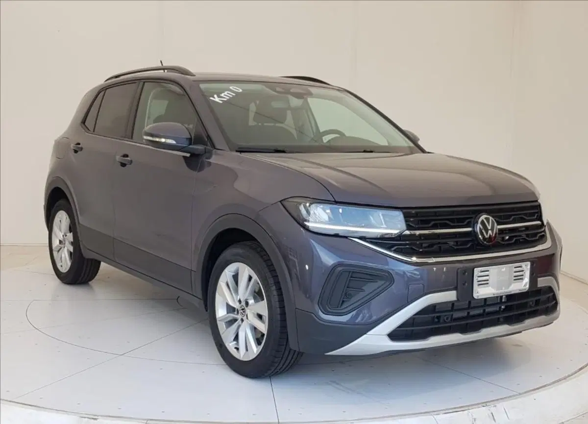 Volkswagen T-Cross nuova a Lucca (8)