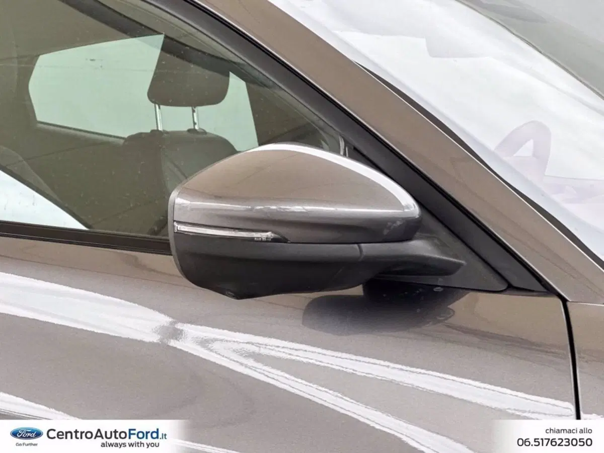 Ford Mustang Mach-E usata a Roma (16)