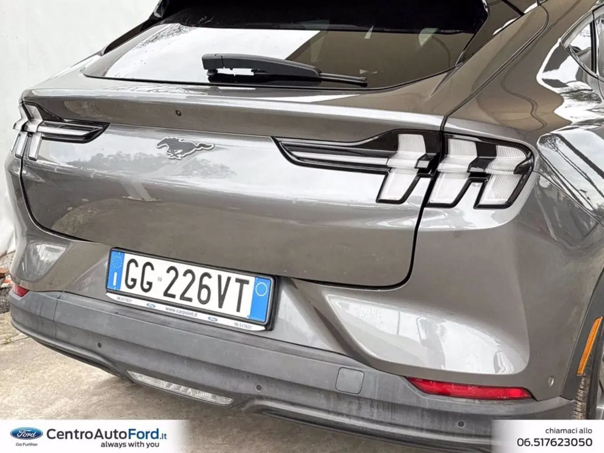 Ford Mustang Mach-E usata a Roma (18)