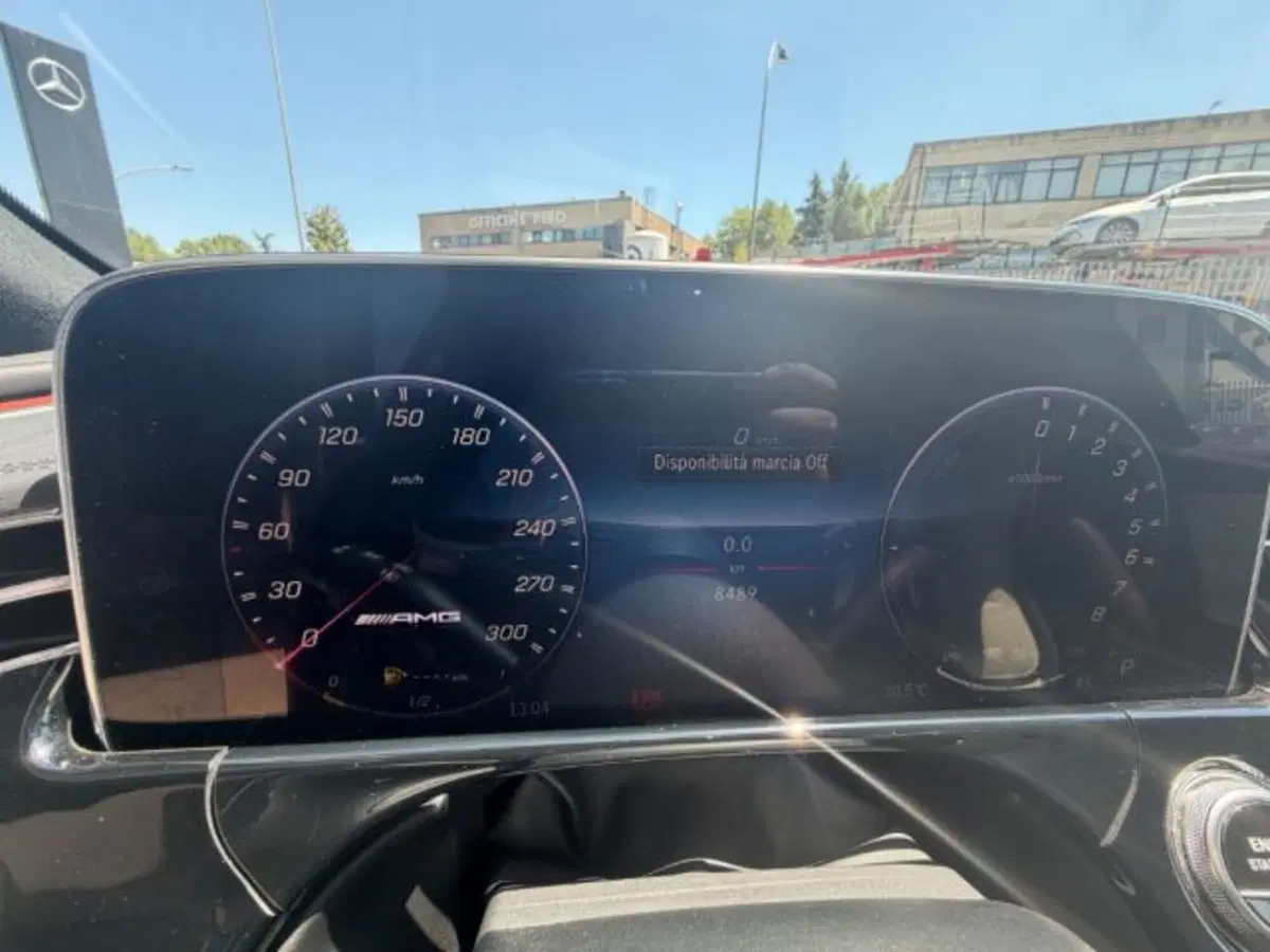 Mercedes-Benz EQE SUV usata a Potenza (8)