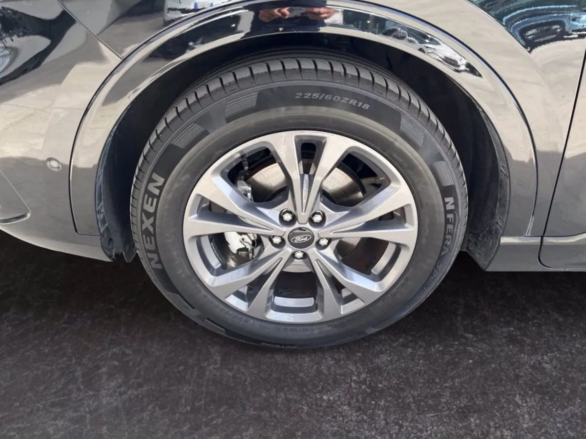 Ford Kuga usata a Milano (9)
