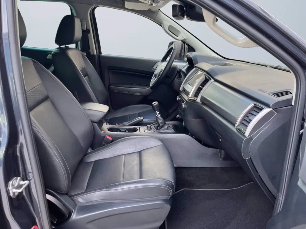 Ford Ranger Pick-up usata a Milano (15)