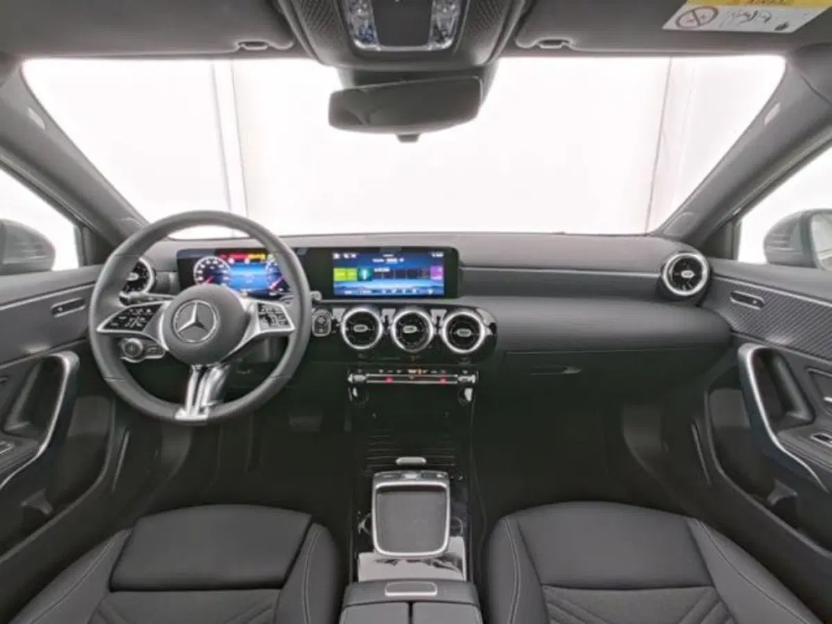 Mercedes-Benz Classe A usata a Milano (4)