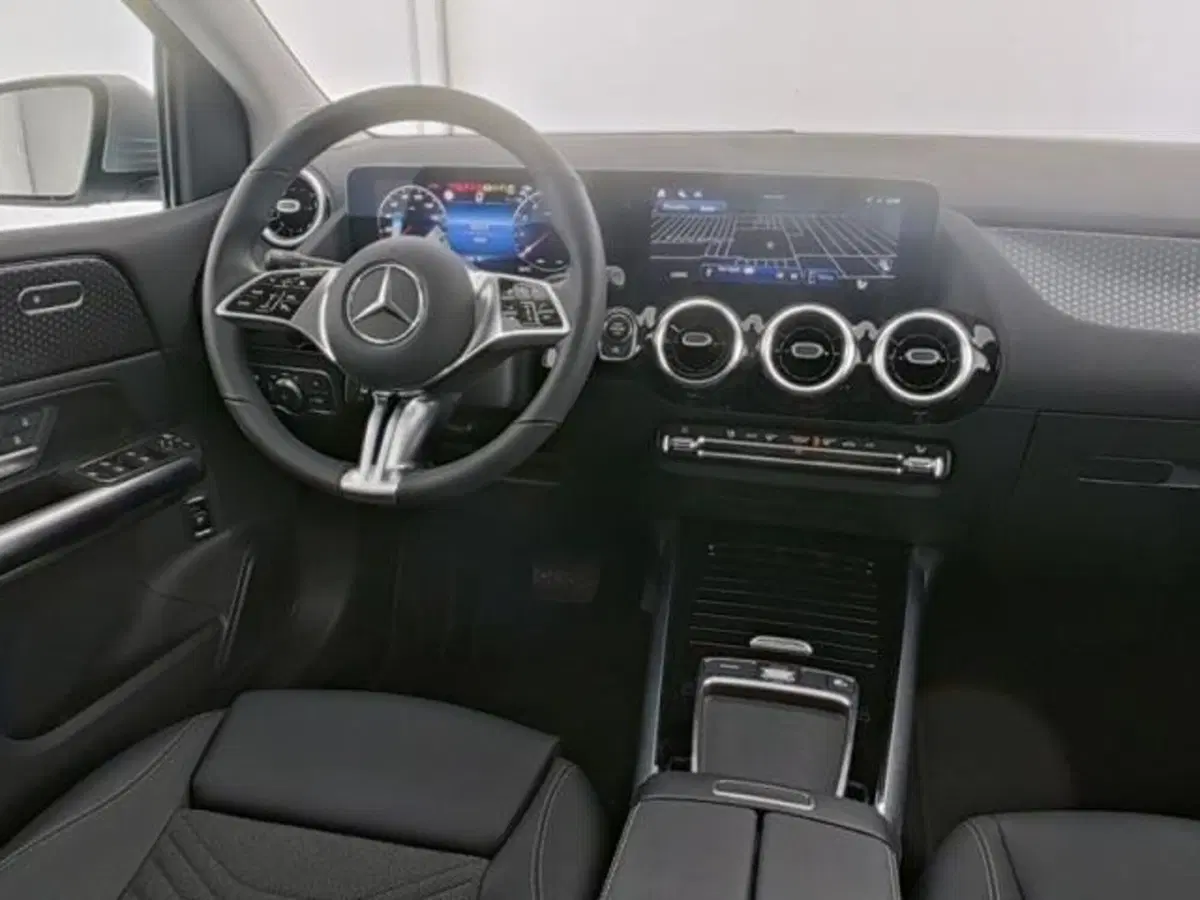 Mercedes-Benz Classe B usata a Milano (10)