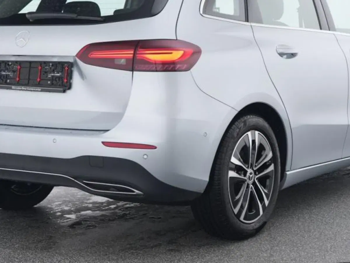Mercedes-Benz Classe B usata a Milano (4)