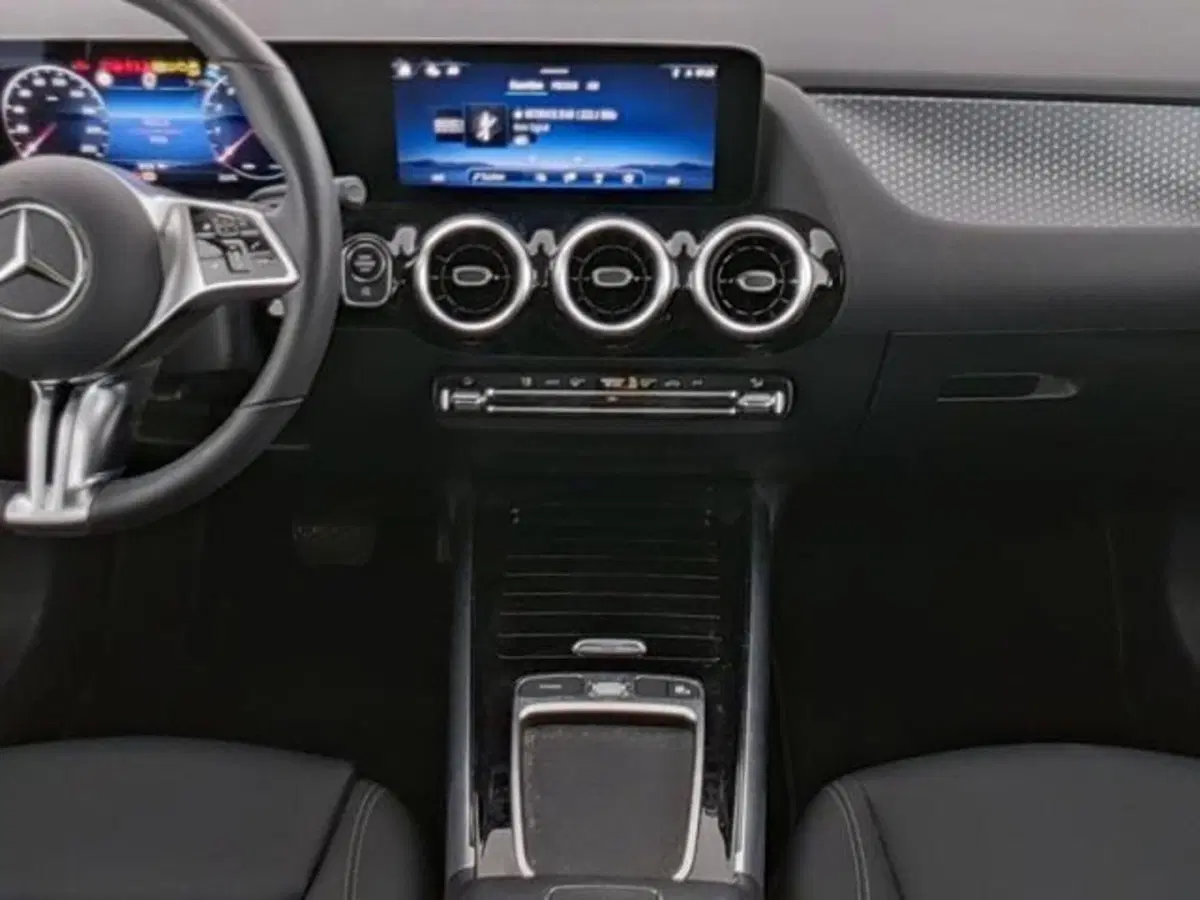 Mercedes-Benz Classe B usata a Milano (6)