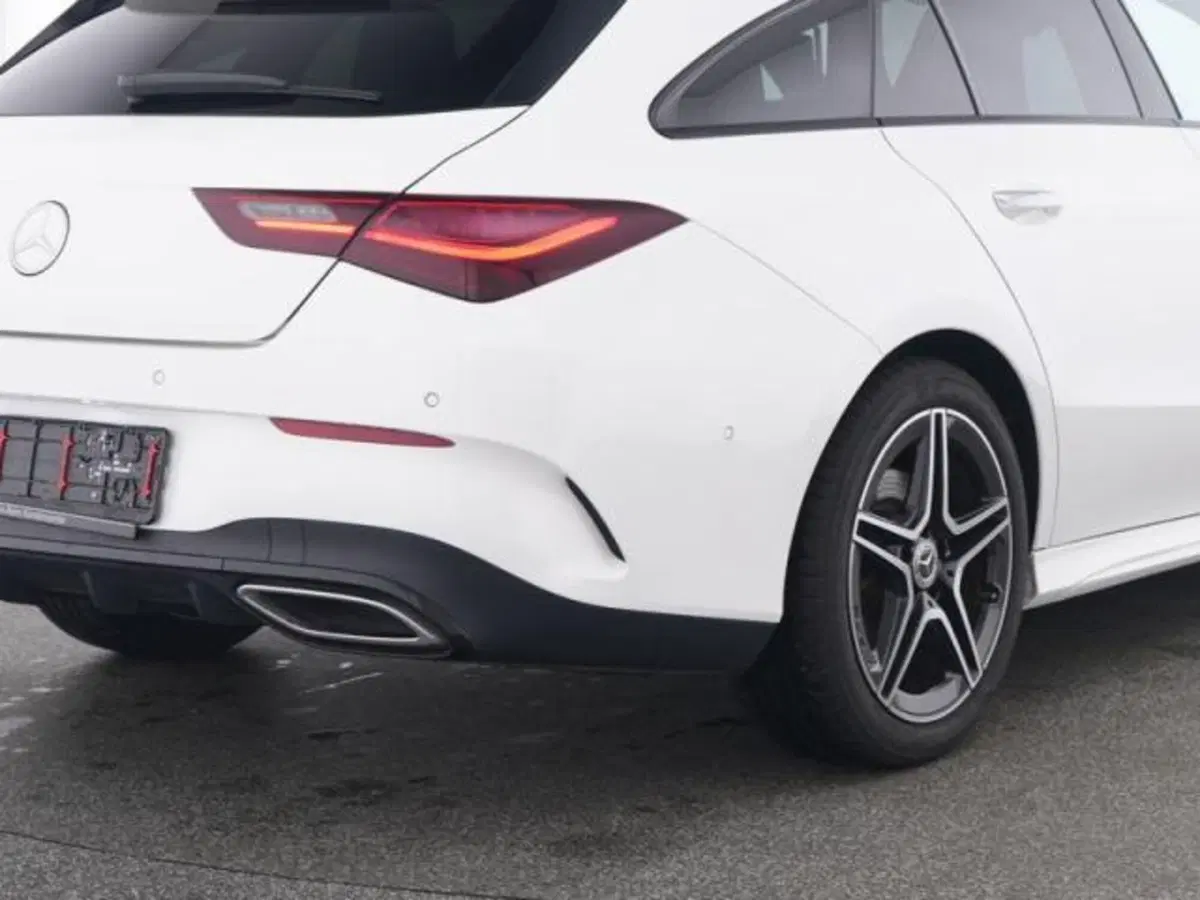 Mercedes-Benz CLA Shooting Brake usata a Milano (3)