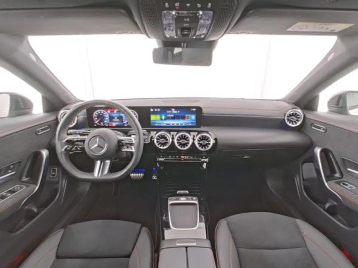 Mercedes-Benz CLA Shooting Brake usata a Milano (5)