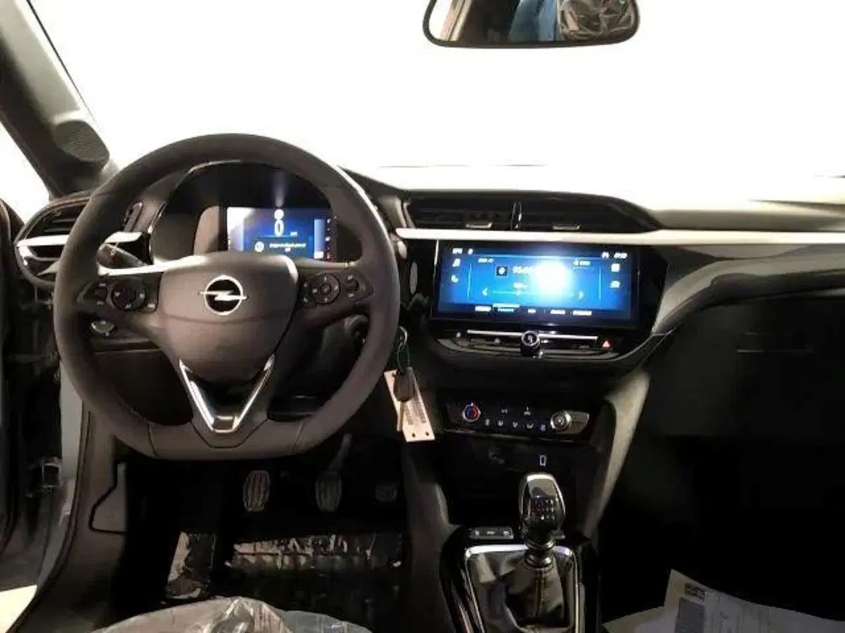 Opel Corsa nuova a Milano (7)