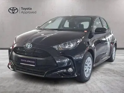 Toyota Yaris Cross 1.5h GR Sport Black Sky fwd 116cv e-cvt del 2023 usata a Torino