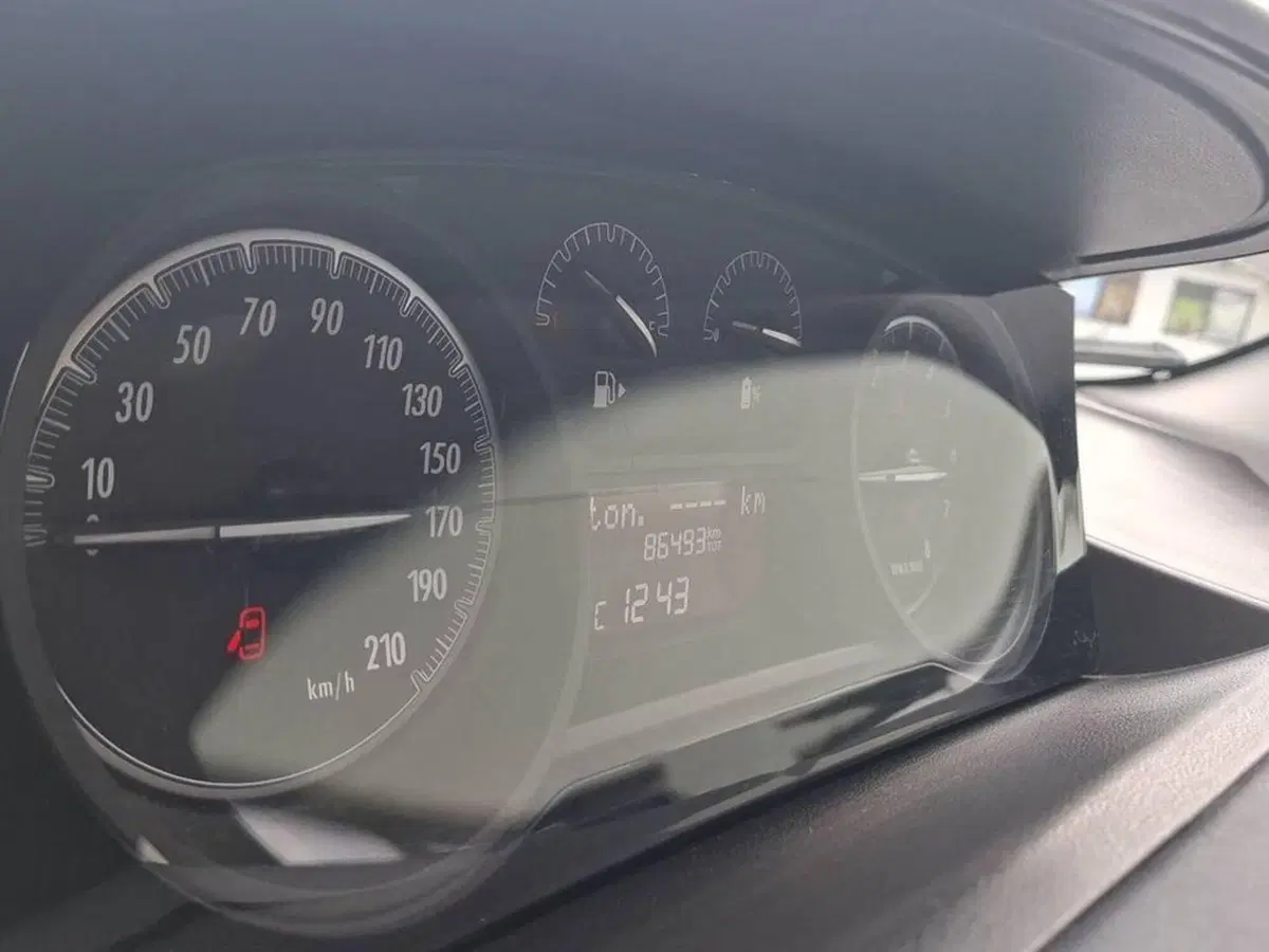 Lancia Ypsilon usata a Torino (6)