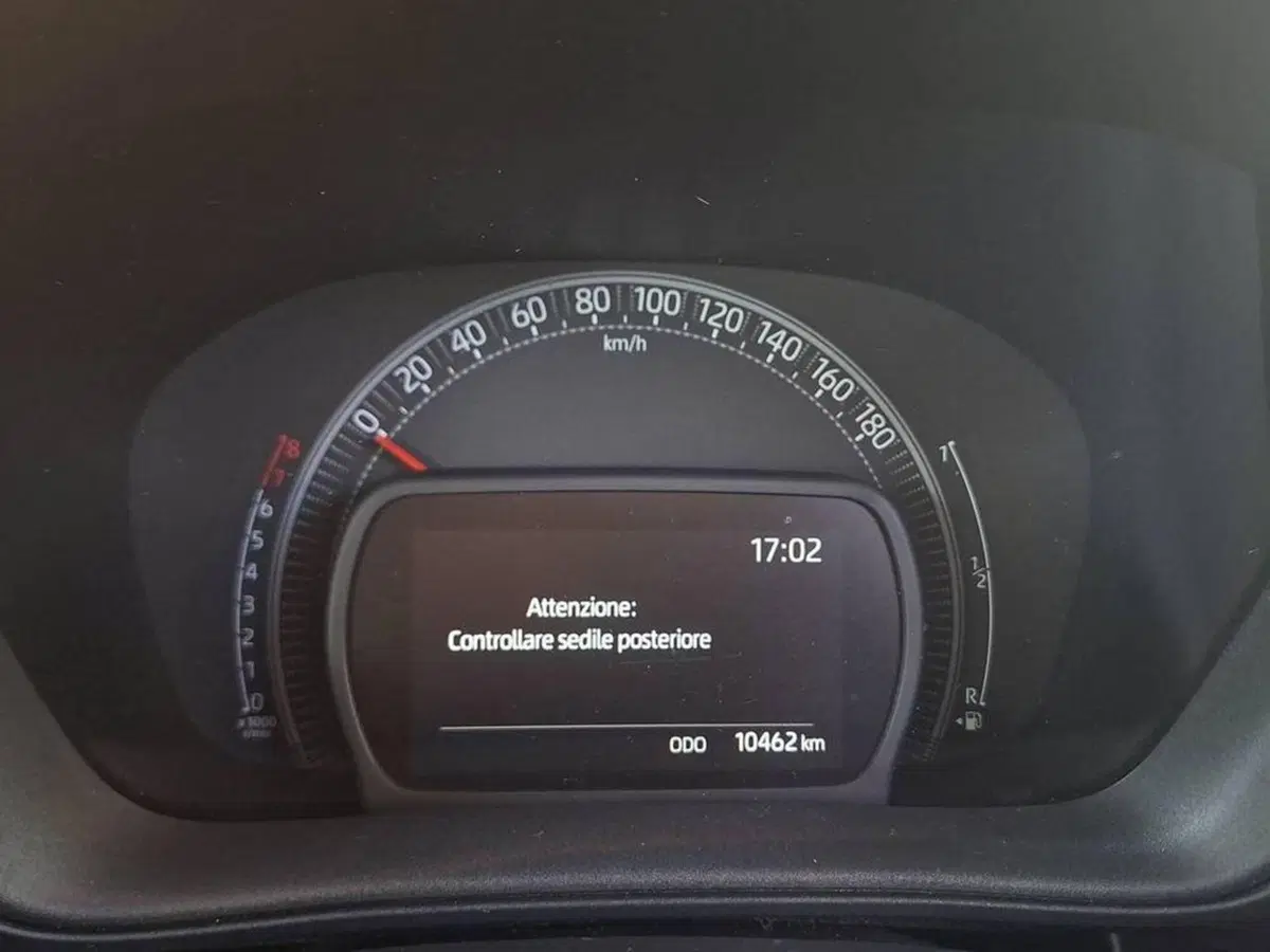 Toyota Aygo X usata a Torino (7)