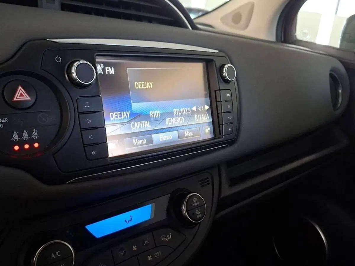 Toyota Yaris usata a Torino (7)